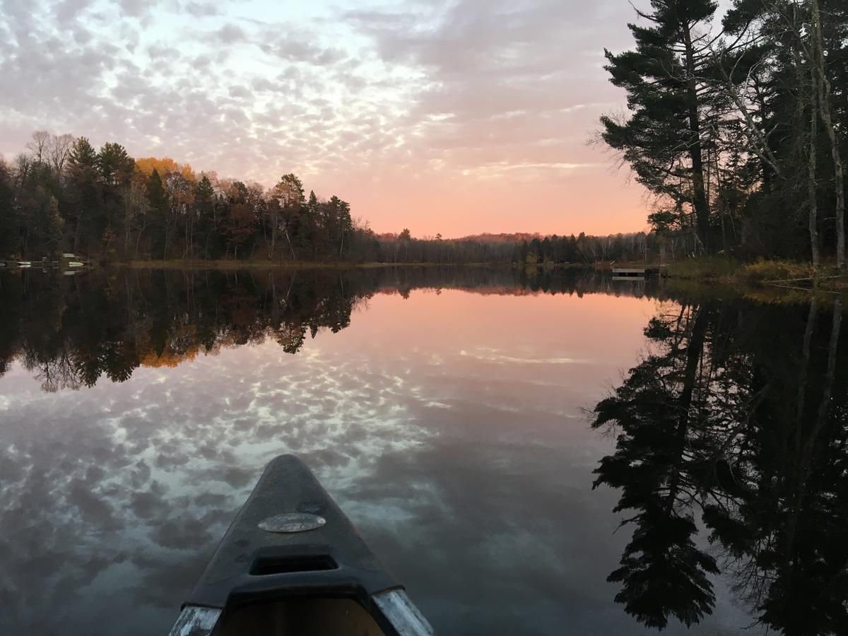 Hanging Horn Lakeside Resort Moose Lake Экстерьер фото